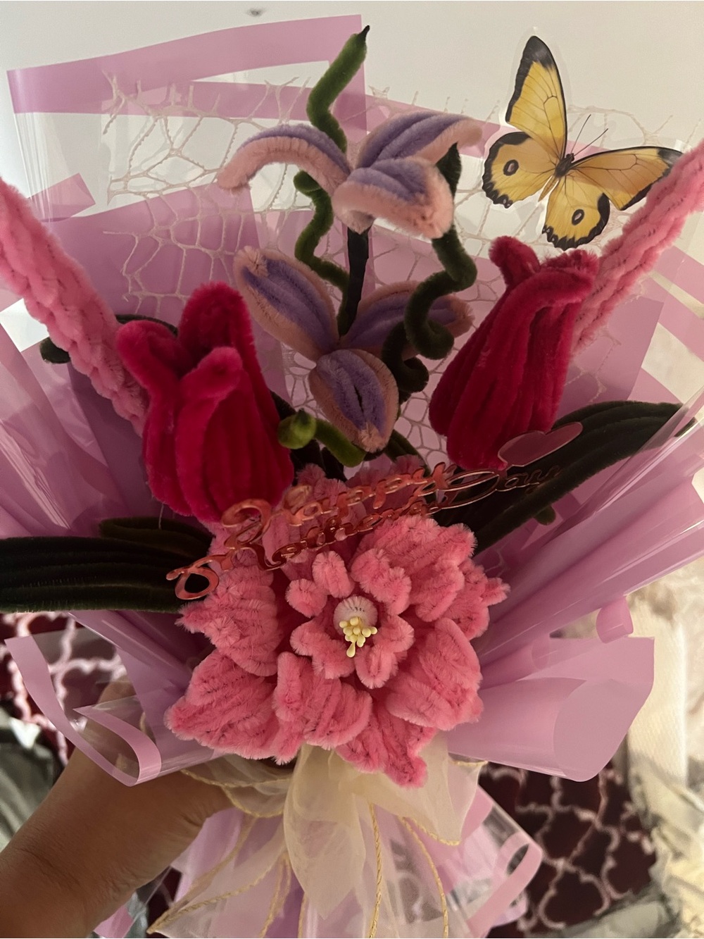 Fuzzy wire Bouquet for Mother’s Day